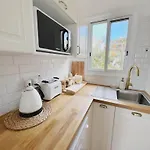 Apartment Holistic Homes - Sea View, Pool, 2 Double Beds