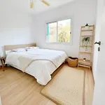 Holistic Homes - Sea View, Pool, 2 Double Beds Apartment *