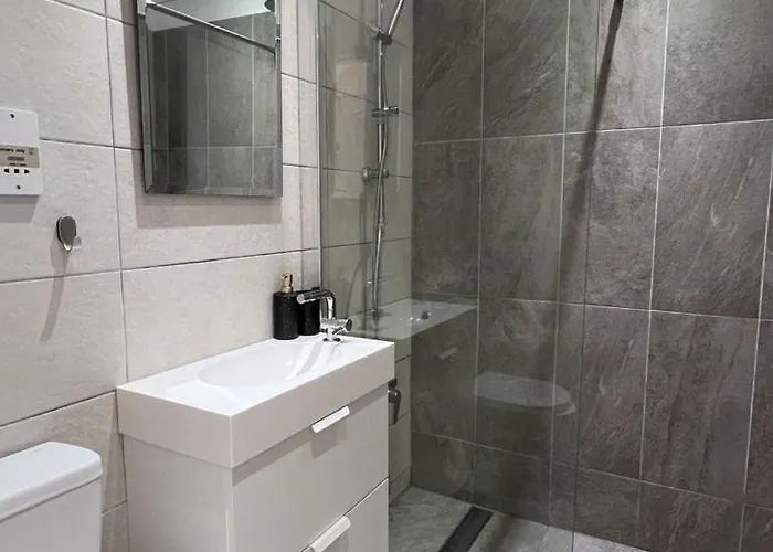 아파트 Healthy Vacation With Sea View, Pool, 2 Double Beds *