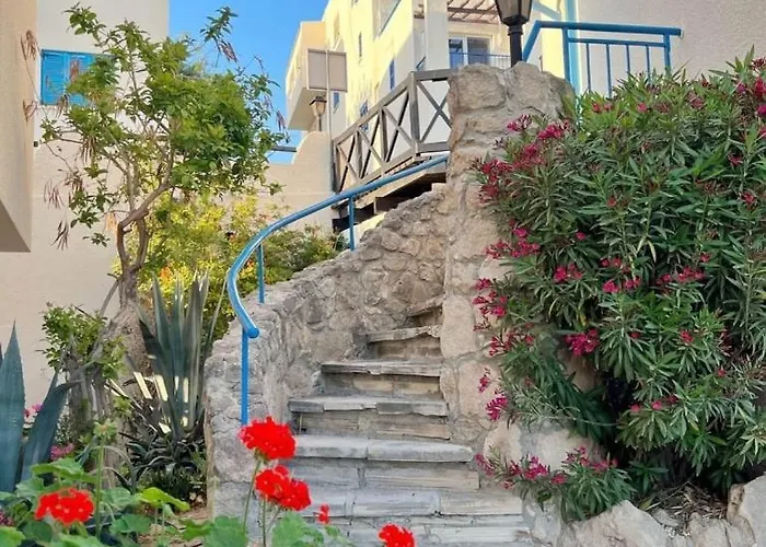 Healthy Vacation With Sea View, Pool, 2 Double Beds * Klorakas