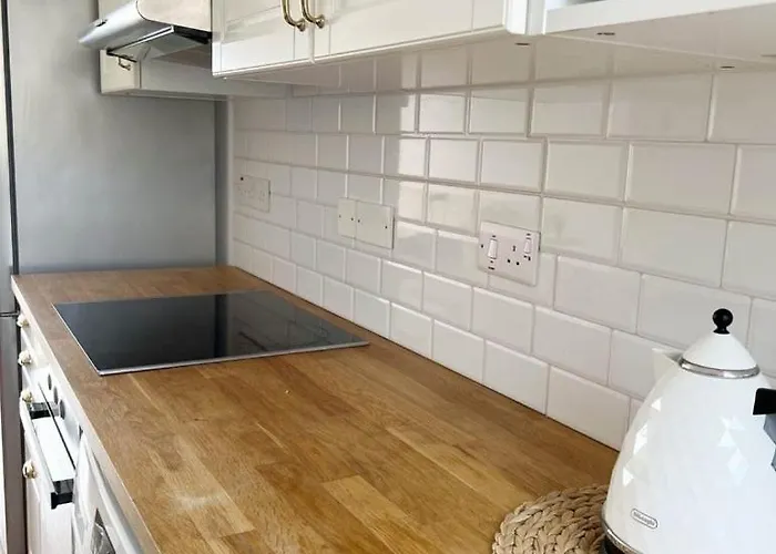 아파트 Healthy Vacation With Sea View, Pool, 2 Double Beds