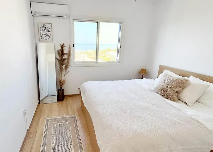 Healthy Vacation With Sea View, Pool, 2 Double Beds *