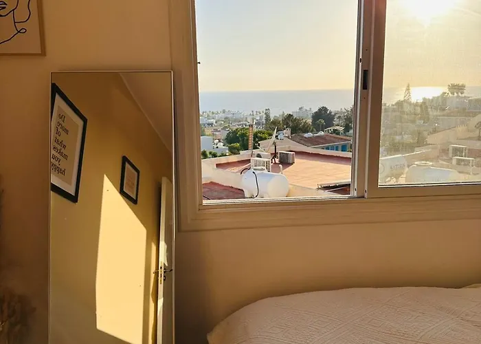 Healthy Vacation With Sea View, Pool, 2 Double Beds * Klorakas